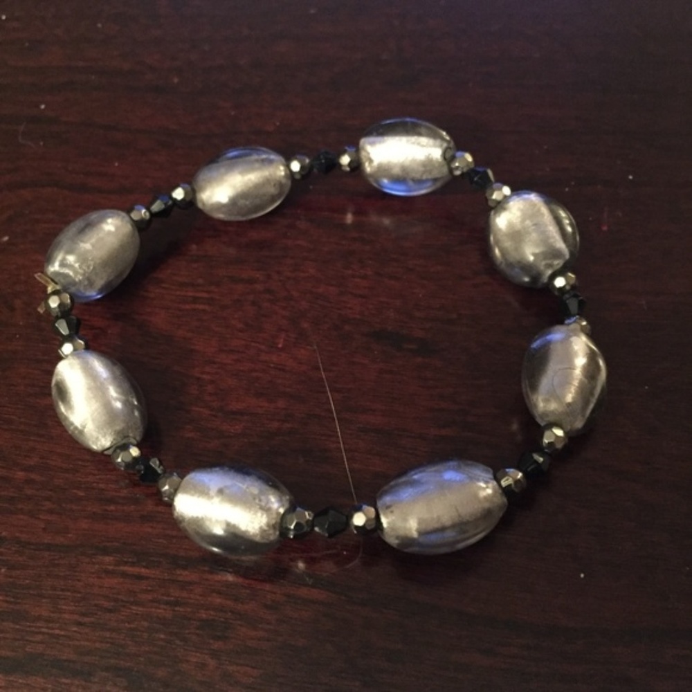 NEVER WORN Lia Sophia Venetian bracelet